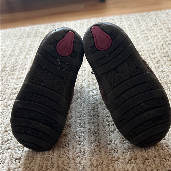 Stride Rite Quilted Brown Boots with Pink Accents - Picture 9 of 10